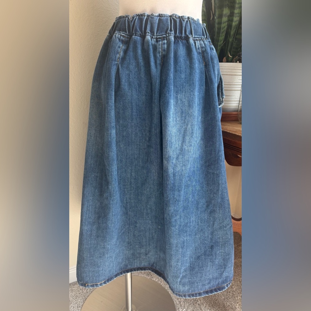 Western‎ prairie Style Denim Midi Skirt with Star Buttons - Picture 8 of 10